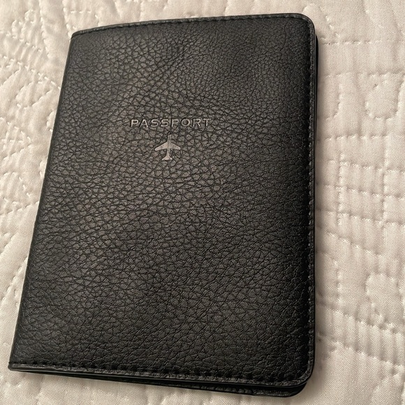 GARTNER Studio PASSPORT Holder Black Looks Like Leather Excellent Condition - Picture 3 of 9